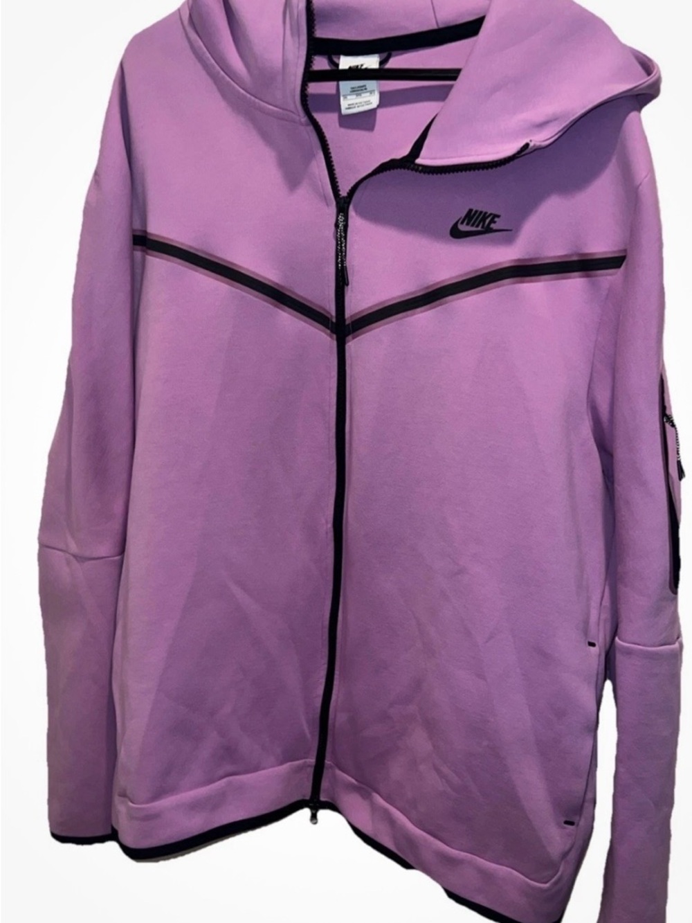 Nike Men’s Lavender Full-Zip Bomber Jacket with Black Trim